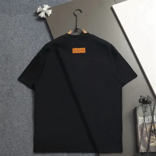 Replica Louis Vuitton LV T-Shirts Short Sleeved For Unisex #1458744 $40.00 USD for Wholesale