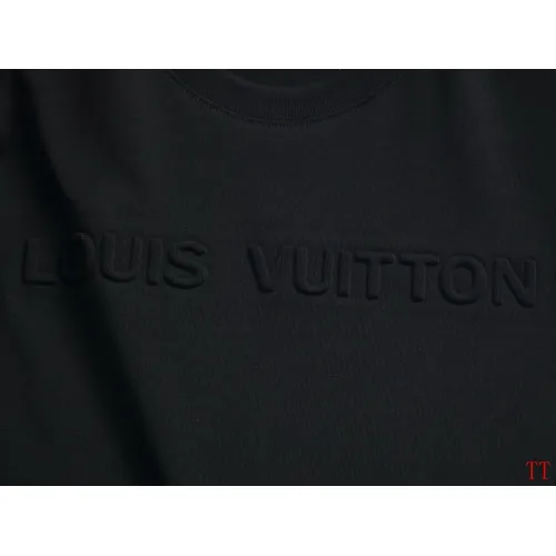 Replica Louis Vuitton LV T-Shirts Short Sleeved For Unisex #1458744 $40.00 USD for Wholesale