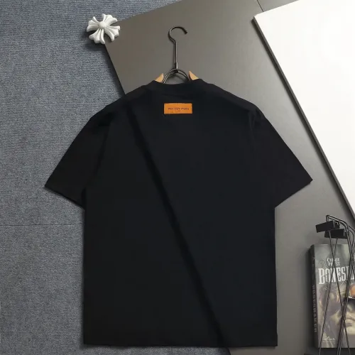 Replica Louis Vuitton LV T-Shirts Short Sleeved For Unisex #1458749 $42.00 USD for Wholesale