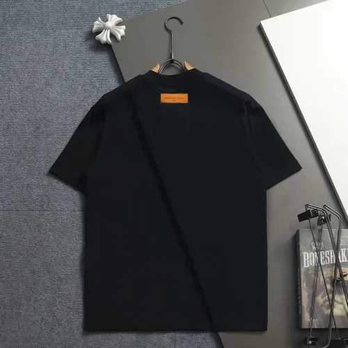 Replica Louis Vuitton LV T-Shirts Short Sleeved For Unisex #1458751 $42.00 USD for Wholesale