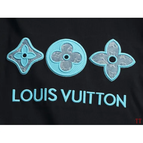 Replica Louis Vuitton LV T-Shirts Short Sleeved For Unisex #1458751 $42.00 USD for Wholesale