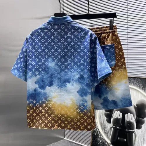 Replica Louis Vuitton LV Tracksuits Short Sleeved For Men #1458763 $82.00 USD for Wholesale
