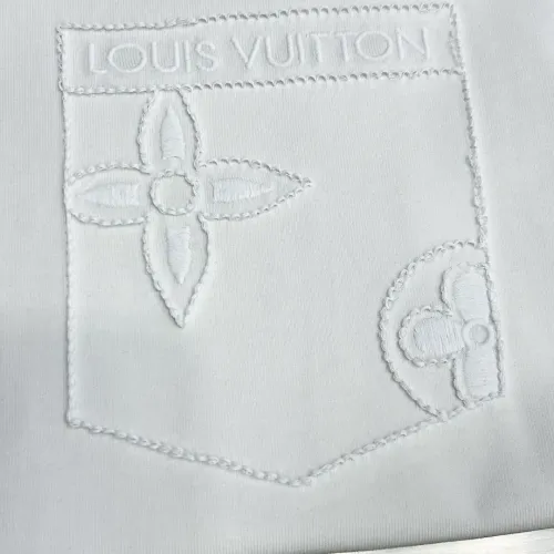 Replica Louis Vuitton LV T-Shirts Short Sleeved For Unisex #1458902 $64.00 USD for Wholesale