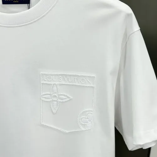 Replica Louis Vuitton LV T-Shirts Short Sleeved For Unisex #1458902 $64.00 USD for Wholesale