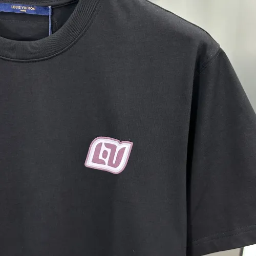 Replica Louis Vuitton LV T-Shirts Short Sleeved For Unisex #1458978 $64.00 USD for Wholesale