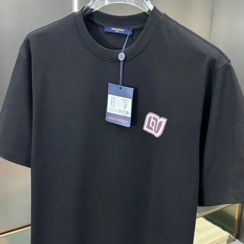 Replica Louis Vuitton LV T-Shirts Short Sleeved For Unisex #1458978 $64.00 USD for Wholesale