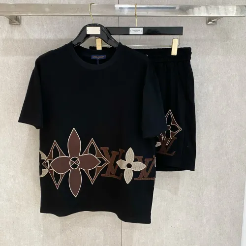 Wholesale Louis Vuitton LV Tracksuits Short Sleeved For Men #1459024 $112.00 USD, Wholesale Quality Replica Louis Vuitton LV Tracksuits
