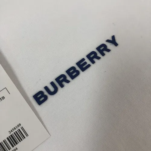 Replica Burberry T-Shirts Short Sleeved For Unisex #1459194 $32.00 USD for Wholesale