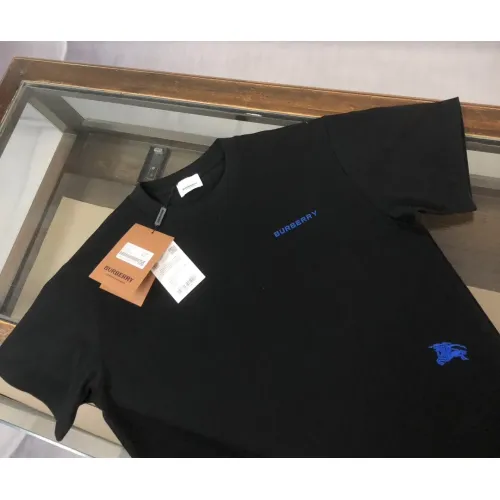 Replica Burberry T-Shirts Short Sleeved For Unisex #1459195 $32.00 USD for Wholesale