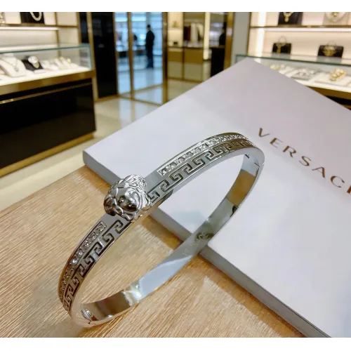 Wholesale Versace Bracelets #1459984 $42.00 USD, Wholesale Quality Replica Versace Bracelets