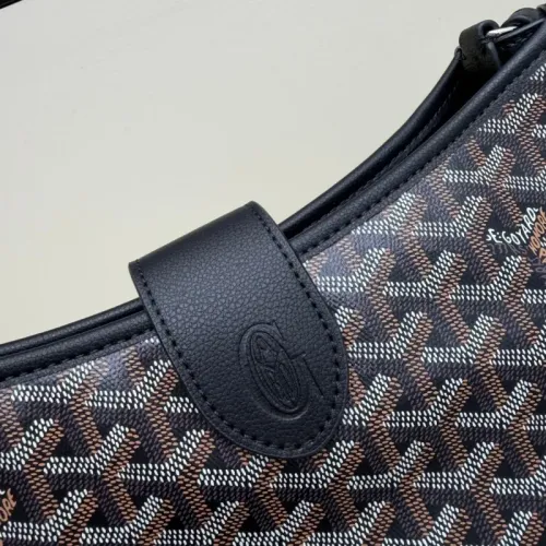 Replica Goyard AAA Quality Messenger Bags For Women #1460401 $76.00 USD for Wholesale
