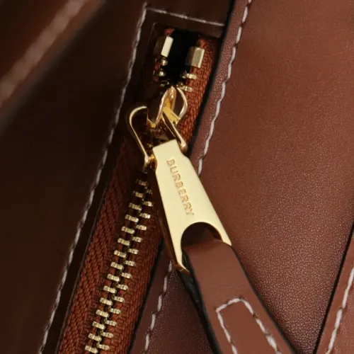 Replica Burberry AAA Quality Messenger Bags For Women #1460588 $96.00 USD for Wholesale