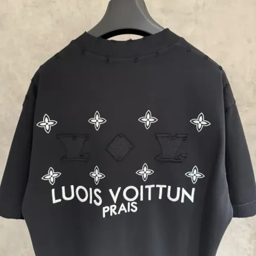 Replica Louis Vuitton LV T-Shirts Short Sleeved For Unisex #1461603 $48.00 USD for Wholesale