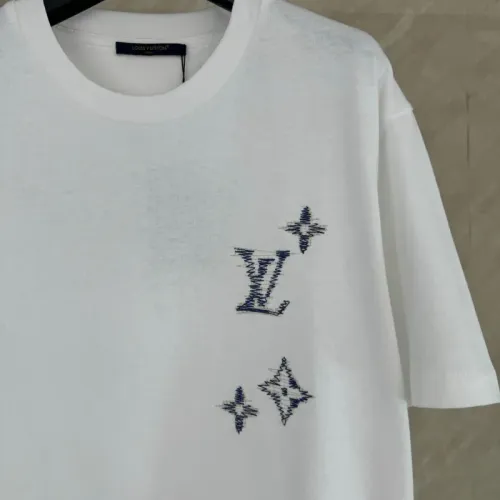 Replica Louis Vuitton LV T-Shirts Short Sleeved For Unisex #1461631 $48.00 USD for Wholesale