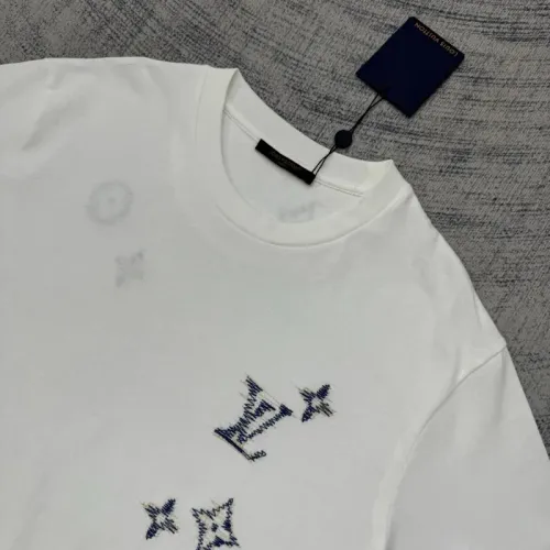 Replica Louis Vuitton LV T-Shirts Short Sleeved For Unisex #1461631 $48.00 USD for Wholesale