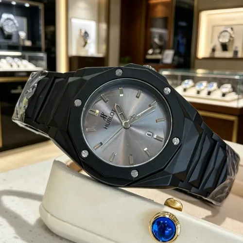 Wholesale Hublot Watches For Men #1462232 $32.00 USD, Wholesale Quality Replica Hublot Watches