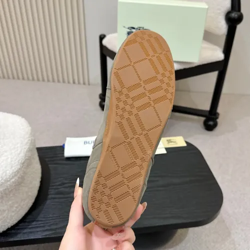 Replica Burberry Casual Shoes For Men #1462305 $105.00 USD for Wholesale