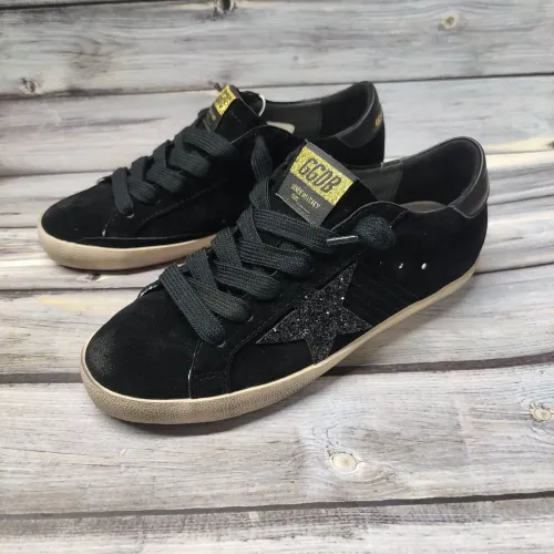 Wholesale Golden Goose Casual Shoes For Women #1462755 $98.00 USD, Wholesale Quality Replica Golden Goose Casual Shoes