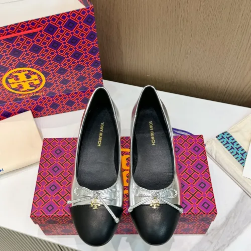 Replica Tory Burch Flat Shoes For Women #1462799 $82.00 USD for Wholesale