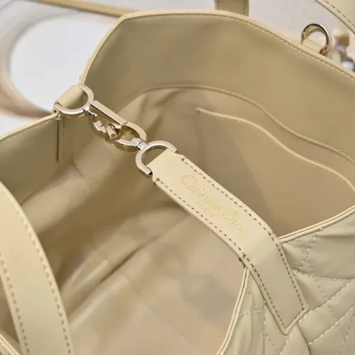 Replica Christian Dior AAA Quality Handbags For Women #1462890 $92.00 USD for Wholesale