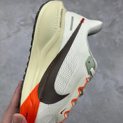 Replica Nike Zoom Running Shoes For Women #1462973 $68.00 USD for Wholesale