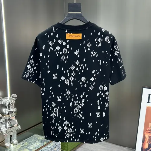 Replica Louis Vuitton LV Tracksuits Short Sleeved For Men #1464226 $112.00 USD for Wholesale