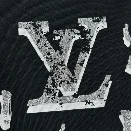 Replica Louis Vuitton LV Tracksuits Short Sleeved For Men #1464226 $112.00 USD for Wholesale