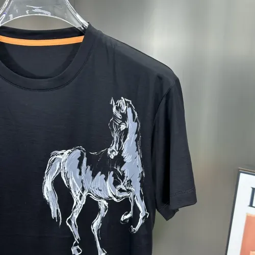 Replica Hermes T-Shirts Short Sleeved For Men #1464231 $88.00 USD for Wholesale