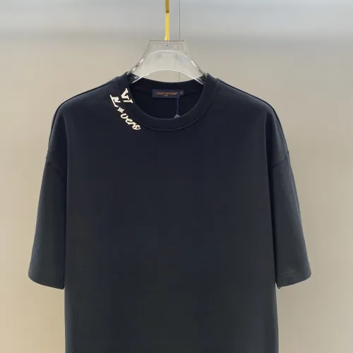 Replica Louis Vuitton LV Tracksuits Short Sleeved For Men #1464345 $100.00 USD for Wholesale