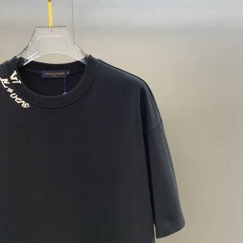 Replica Louis Vuitton LV Tracksuits Short Sleeved For Men #1464345 $100.00 USD for Wholesale