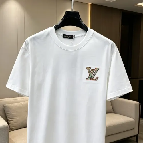 Replica Louis Vuitton LV T-Shirts Short Sleeved For Men #1464420 $60.00 USD for Wholesale