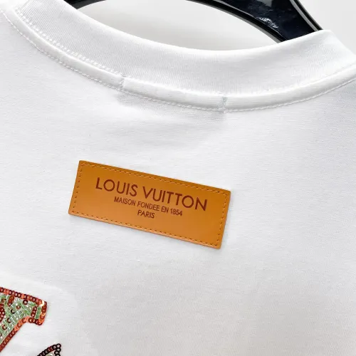 Replica Louis Vuitton LV T-Shirts Short Sleeved For Men #1464420 $60.00 USD for Wholesale