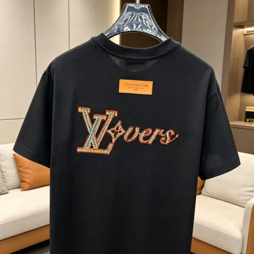 Replica Louis Vuitton LV T-Shirts Short Sleeved For Men #1464421 $60.00 USD for Wholesale