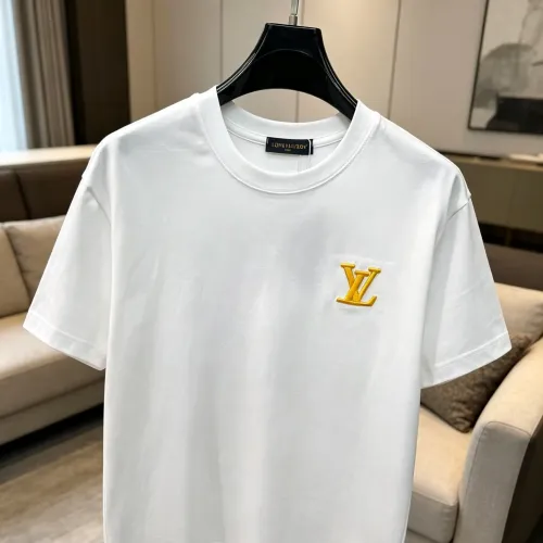 Replica Louis Vuitton LV T-Shirts Short Sleeved For Men #1464422 $60.00 USD for Wholesale