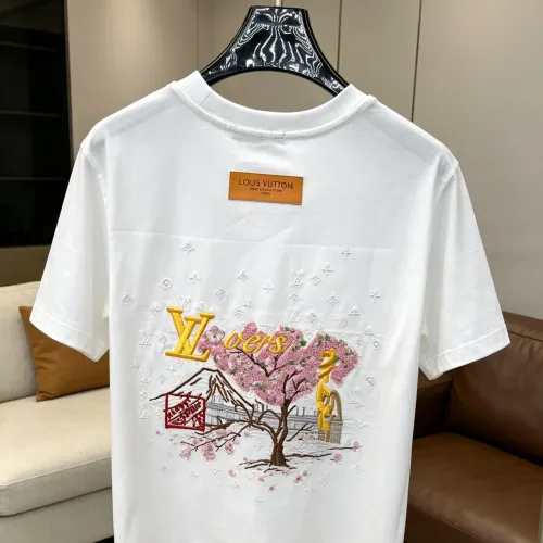 Replica Louis Vuitton LV T-Shirts Short Sleeved For Men #1464422 $60.00 USD for Wholesale