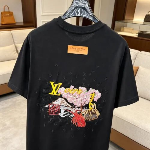 Replica Louis Vuitton LV T-Shirts Short Sleeved For Men #1464423 $60.00 USD for Wholesale