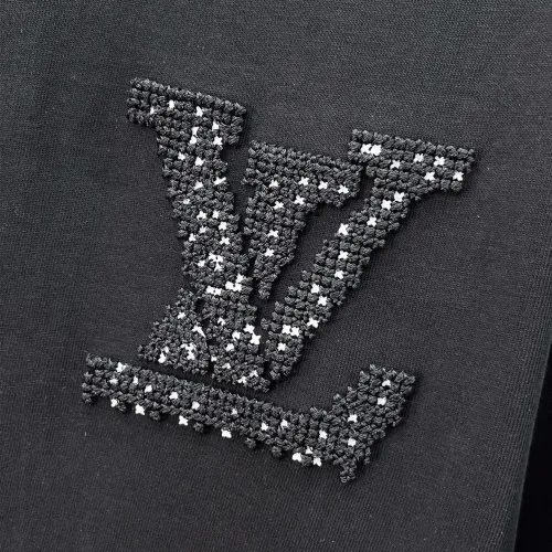 Replica Louis Vuitton LV T-Shirts Short Sleeved For Men #1464425 $60.00 USD for Wholesale