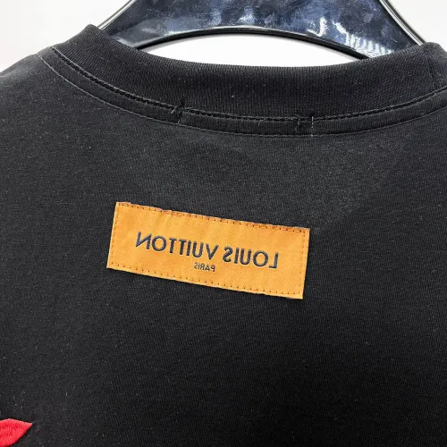 Replica Louis Vuitton LV T-Shirts Short Sleeved For Men #1464427 $60.00 USD for Wholesale