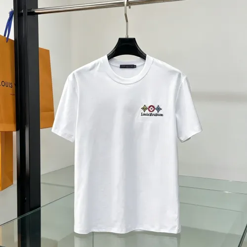 Replica Louis Vuitton LV T-Shirts Short Sleeved For Men #1464428 $60.00 USD for Wholesale