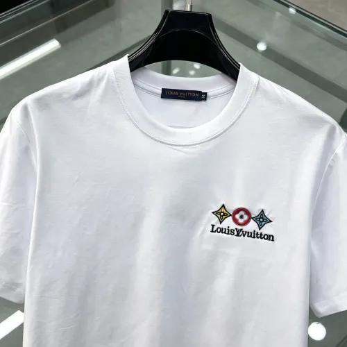 Replica Louis Vuitton LV T-Shirts Short Sleeved For Men #1464428 $60.00 USD for Wholesale