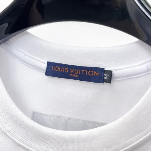 Replica Louis Vuitton LV T-Shirts Short Sleeved For Men #1464428 $60.00 USD for Wholesale