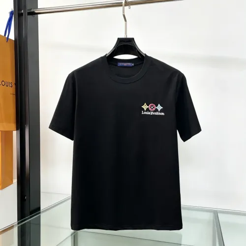 Replica Louis Vuitton LV T-Shirts Short Sleeved For Men #1464429 $60.00 USD for Wholesale