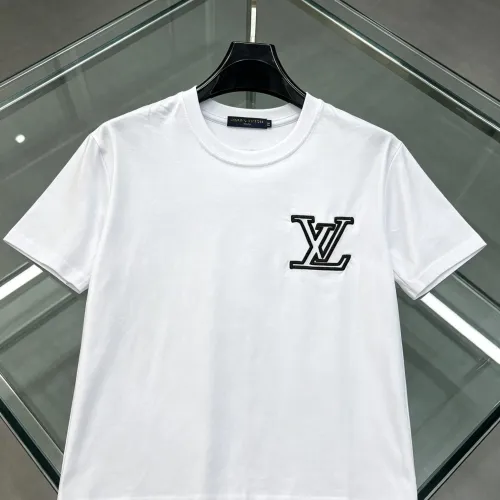 Replica Louis Vuitton LV T-Shirts Short Sleeved For Men #1464430 $60.00 USD for Wholesale