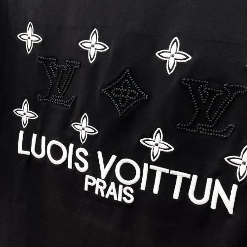 Replica Louis Vuitton LV T-Shirts Short Sleeved For Men #1464431 $60.00 USD for Wholesale