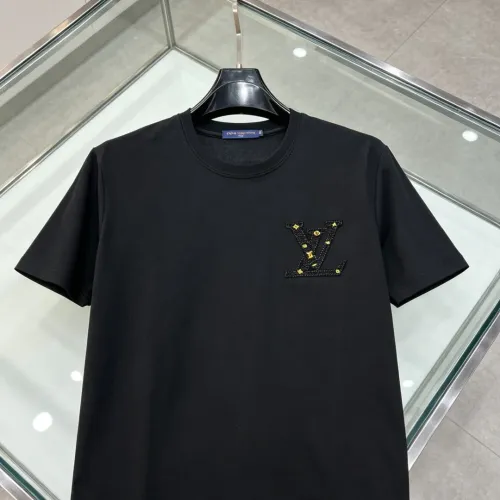 Replica Louis Vuitton LV T-Shirts Short Sleeved For Men #1464433 $60.00 USD for Wholesale