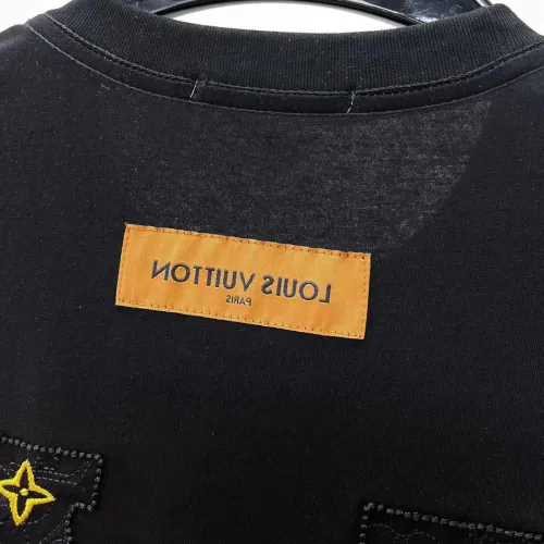 Replica Louis Vuitton LV T-Shirts Short Sleeved For Men #1464433 $60.00 USD for Wholesale