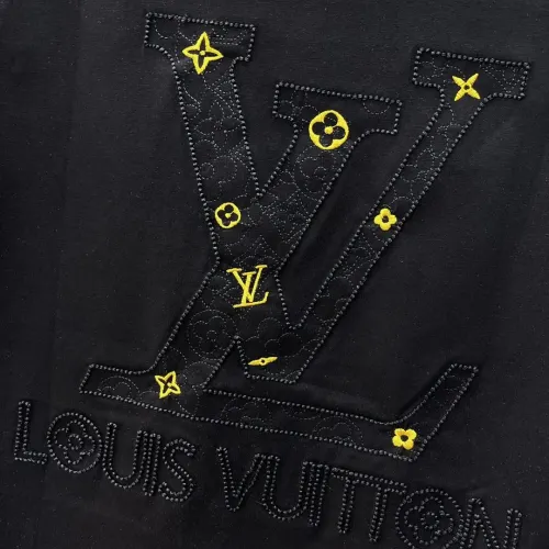 Replica Louis Vuitton LV T-Shirts Short Sleeved For Men #1464433 $60.00 USD for Wholesale
