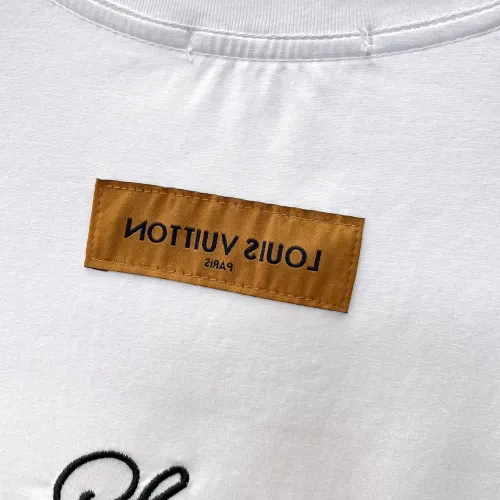 Replica Louis Vuitton LV T-Shirts Short Sleeved For Men #1464434 $60.00 USD for Wholesale