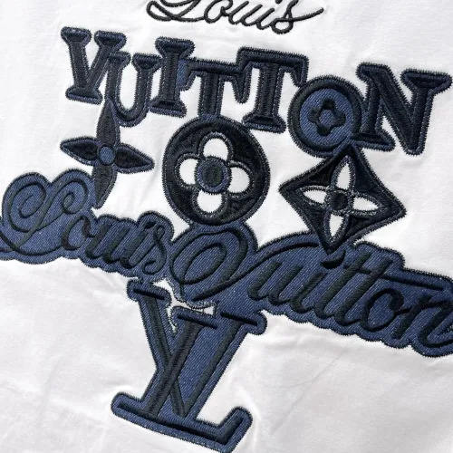 Replica Louis Vuitton LV T-Shirts Short Sleeved For Men #1464434 $60.00 USD for Wholesale