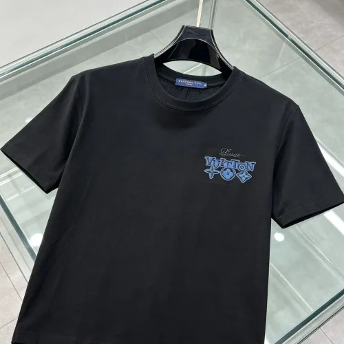 Replica Louis Vuitton LV T-Shirts Short Sleeved For Men #1464435 $60.00 USD for Wholesale